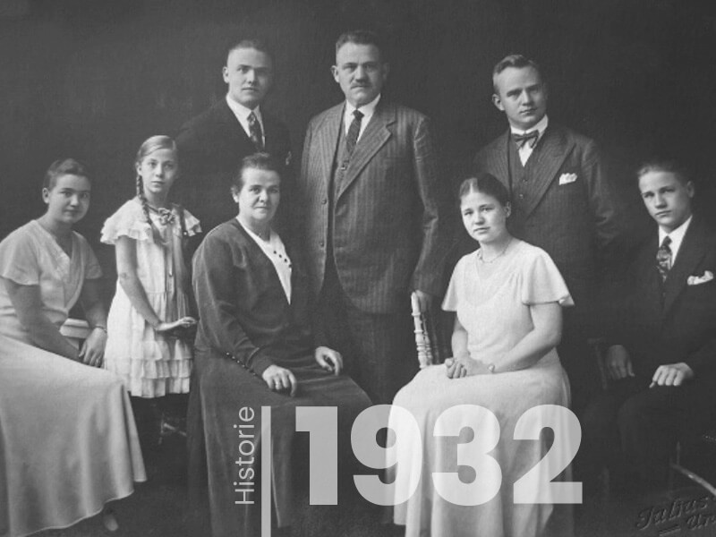 Historisches Gruppenfoto der Familie Specht von 1932